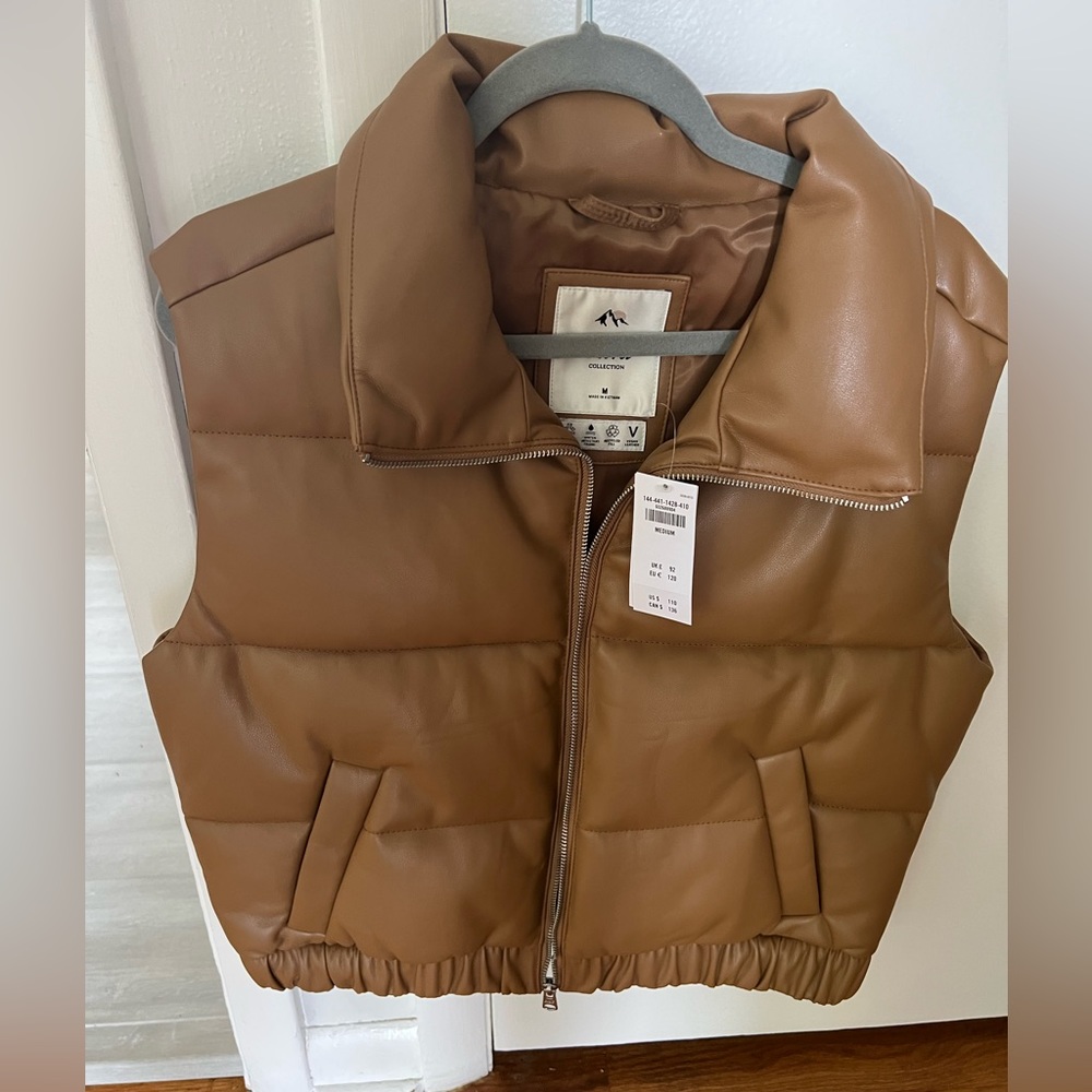 Abercrombie new women’s size Medium